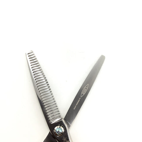 新品未使用【シザーズジャパンSCISSORS JAPAN】QV FLOR25%29 QVF25%29i18Y メガネ シザー セニング 美容ハサミ すきばさみ 美容師 理容師 約20~30% 右利き 6インチ 中古 sc2516