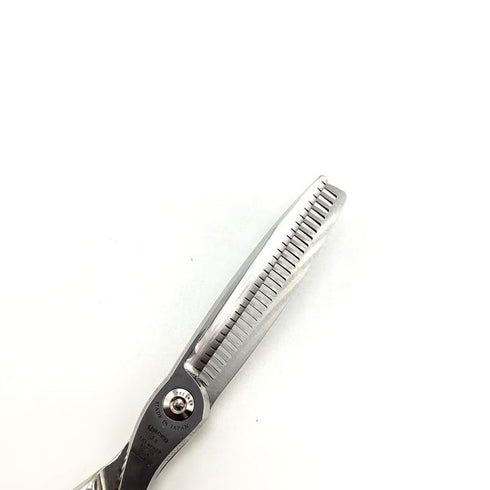 美品【トギノンTOGINON】ネオクイーンR28 5.8 model3 新型 NEO QUEEN メガネ シザー セニング 美容ハサミ すきばさみ 美容師 理容師 約20% 右利き 5.8インチ 中古 sc2520