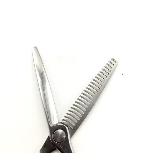 【シザーズジャパンSCISSORS JAPAN】QS FLOR23% QSF23%23i17N6N オフセット シザー セニング 美容ハサミ すきばさみ 美容師 理容師 約20~30% 右利き 6インチ 中古 sc2550