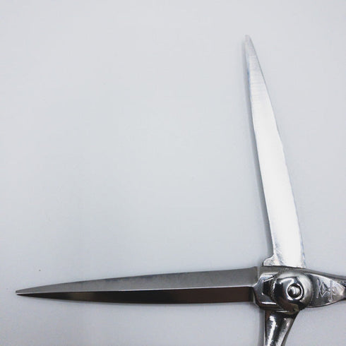 【ナルトシザーズ ナルトシザーNARUTO SCISSORS】ローヤルキングダムB&A ヘネシー片剣刃シザー オフセット 理容 美容ハサミ 美容師 理容師 右利き 6インチ 中古 sc259