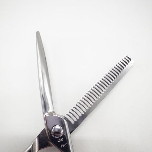 【ナルトシザーズ ナルトシザーNARUTO SCISSORS】二梳きトータルラインS29 オフセット シザー セニング 美容ハサミ すきばさみ 美容師 理容師 約20~25% 右利き 6インチ 中古 sc2648