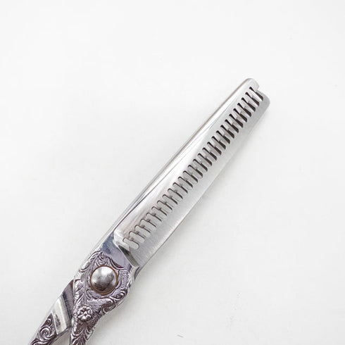 【ナルトシザーズ ナルトシザーNARUTO SCISSORS】二梳きヘネシーブーメランS27唐草 オフセット シザー セニング 美容ハサミ すきばさみ 美容師 理容師 約10% 右利き 5.8インチ 中古 sc2656