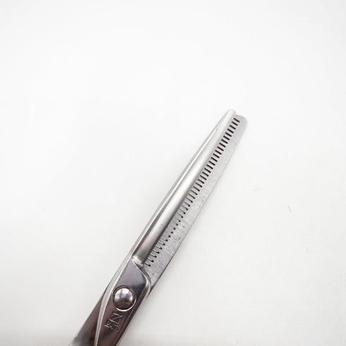 【ナルトシザーズ ナルトシザーNARUTO SCISSORS】デザインカットS オフセット シザー セニング 美容ハサミ すきばさみ 美容師 理容師 約35~45% 右利き 6インチ 中古 sc2660