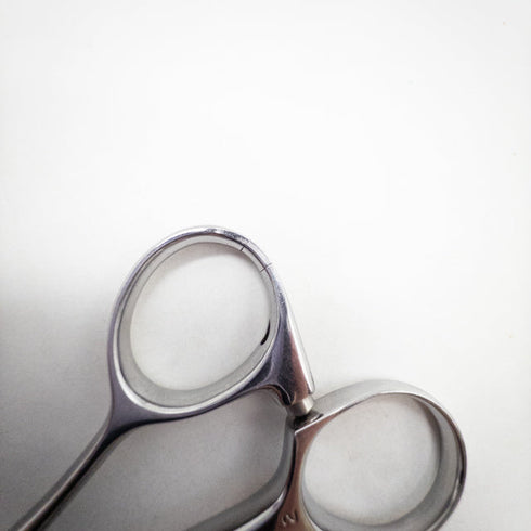 【ナルトシザーズ ナルトシザーNARUTO SCISSORS】ヘネシーS シザー オフセット 理容 美容ハサミ 美容師 理容師 左利き 5.5インチ 中古 sc2702