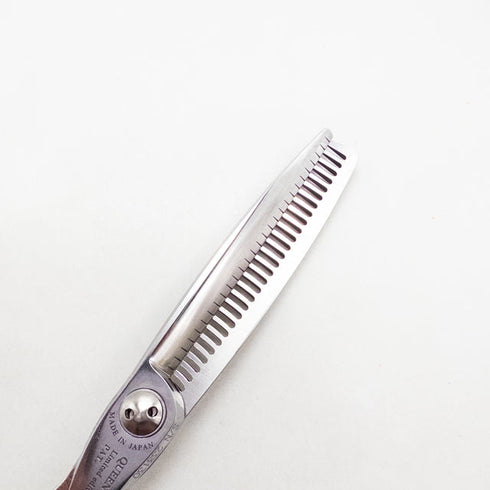 【トギノンTOGINON】QUEENスター TYPE-R メガネ シザー セニング 美容ハサミ すきばさみ 美容師 理容師 約18% 右利き 5.8インチ 中古 sc2717