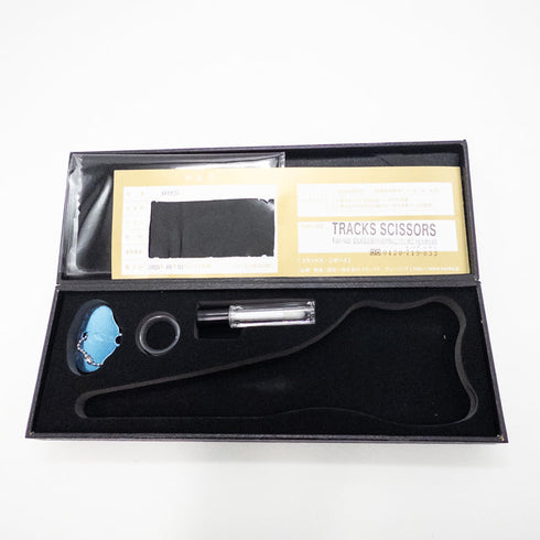 新品同様【トラックスシザーズ トラックスシザーTRACKS SCISSORS】KEEP25 メガネ シザー セニング 美容ハサミ すきばさみ 美容師 理容師 約20~25% 右利き 5.8インチ 中古 sc2733