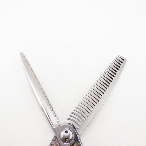 【トギノンTOGINON】クイーンサクセス サクセスツイスター5.8 メガネ シザー セニング 美容ハサミ すきばさみ 美容師 理容師 約40% 右利き 5.8インチ 中古 sc2741