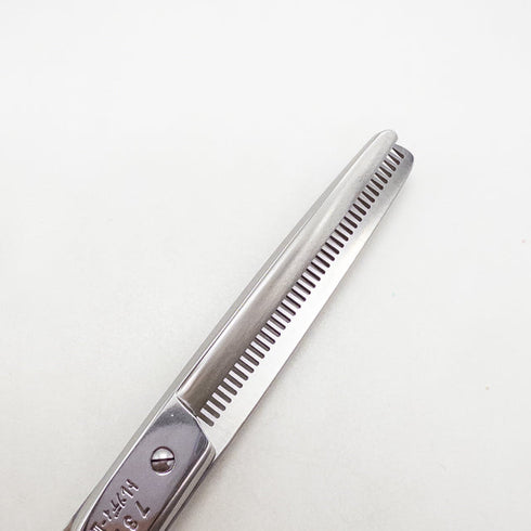 【ヒカリシザーズHIKARI光シザーHIKARI SCISSORS】TRENDY3 732 オフセット シザー セニング 美容ハサミ すきばさみ 美容師 理容師 約10% 右利き 6インチ 中古 sc2745