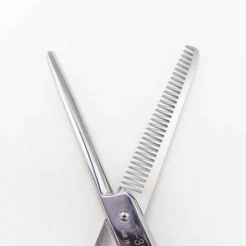 【ヒカリシザーズHIKARI光シザーHIKARI SCISSORS】T-30 メガネ シザー セニング 美容ハサミ すきばさみ 美容師 理容師 約30~35% 右利き 5.7インチ 中古 sc2878