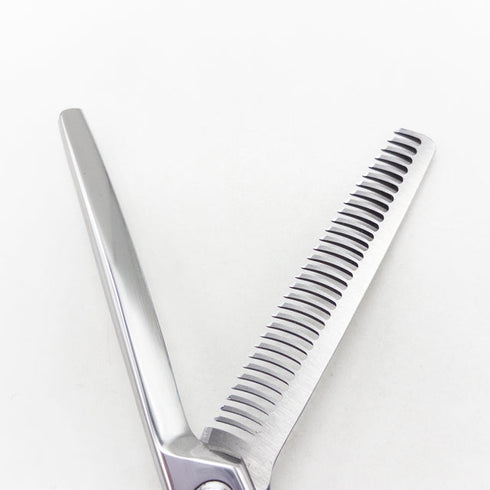 【ナルトシザーズ ナルトシザーNARUTO SCISSORS】二梳きヘネシーラムールS31 オフセット シザー セニング 美容ハサミ すきばさみ 美容師 理容師 約20~25% 右利き 5.8インチ 中古 sc2993