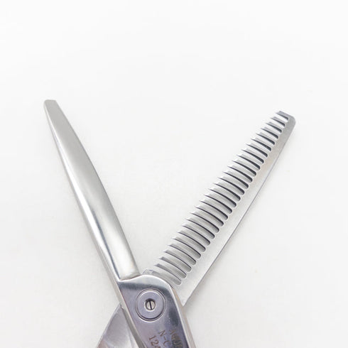 【MERITメリット山神剣】AQUA N-CJN オフセット シザー セニング 美容ハサミ すきばさみ 美容師 理容師 約20% 右利き 6インチ 中古 sc3009