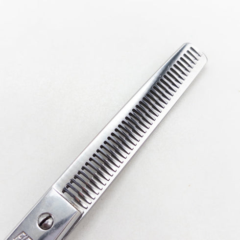 【マツザキMatsuzaki】FUZZY 5537 メガネ シザー セニング 美容ハサミ すきばさみ 美容師 理容師 約15% 右利き 5.5インチ 中古 sc3024