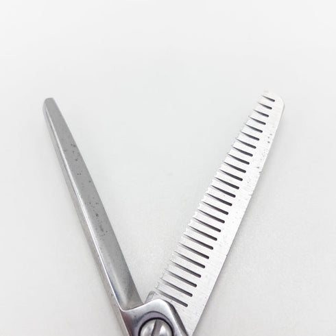 【ヒカリシザーズHIKARI光シザーHIKARI SCISSORS】726 オフセット シザー セニング 美容ハサミ すきばさみ 美容師 理容師 約60~70% 右利き 5.7インチ 中古 sc3132