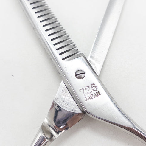 【ヒカリシザーズHIKARI光シザーHIKARI SCISSORS】726 オフセット シザー セニング 美容ハサミ すきばさみ 美容師 理容師 約60~70% 右利き 5.7インチ 中古 sc3132