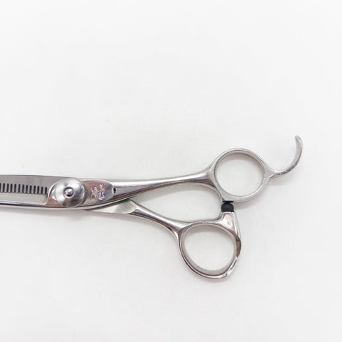 【ナルトシザーズ ナルトシザーNARUTO SCISSORS】 オフセット シザー セニング 美容ハサミ すきばさみ 美容師 理容師 約% 右利き 6インチ 中古 sc3139