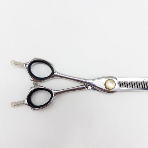 【ヒカリシザーズHIKARI光シザーHIKARI SCISSORS】c-evo L761 メガネ シザー セニング 美容ハサミ すきばさみ 美容師 理容師 約20~30% 左利き 6インチ 中古 sc3160