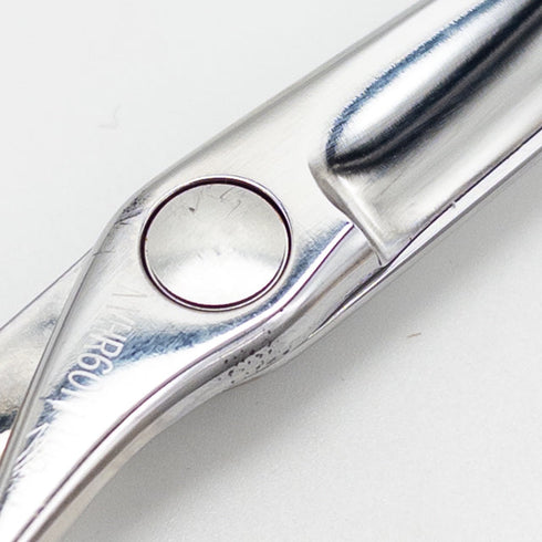 【シザーズジャパンSCISSORS JAPAN】NVHR60i1108 800R シザー オフセット 理容 美容ハサミ 美容師 理容師 右利き 6インチ 中古 sc3194