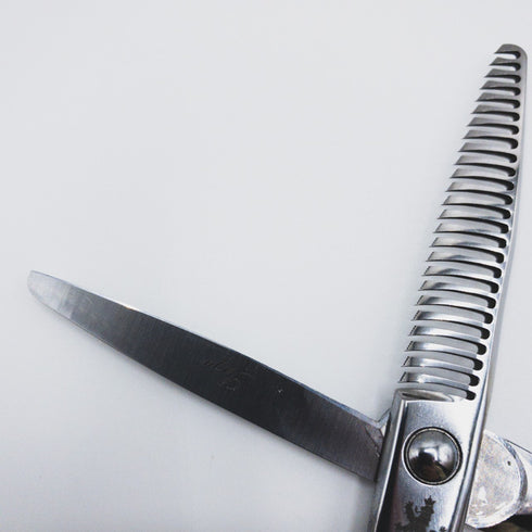【トラックスシザーズ トラックスシザーTRACKS SCISSORS】LKEEP25 オフセット シザー セニング 美容ハサミ すきばさみ 美容師 理容師 約20~25% 左利き 6インチ 中古 sc333