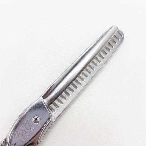 【ヒカリシザーズHIKARI光シザーHIKARI SCISSORS】SEV COSMOS S-21M メガネ シザー セニング 美容ハサミ すきばさみ 美容師 理容師 約20~25% 右利き 6インチ 中古 sc3352