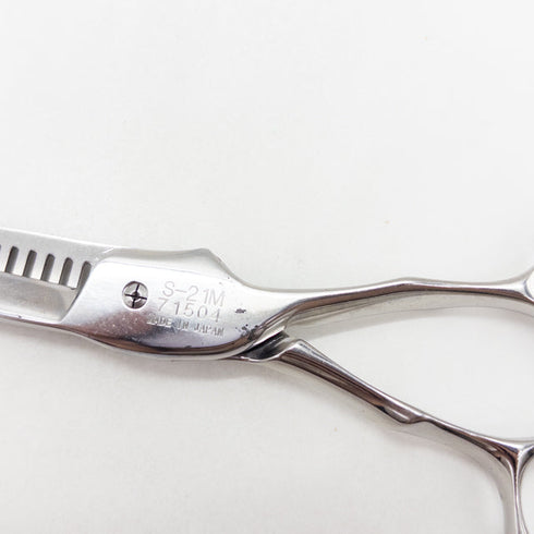 【ヒカリシザーズHIKARI光シザーHIKARI SCISSORS】SEV COSMOS S-21M メガネ シザー セニング 美容ハサミ すきばさみ 美容師 理容師 約20~25% 右利き 6インチ 中古 sc3352