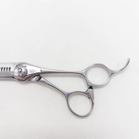 【ナルトシザーズ ナルトシザーNARUTO SCISSORS】三梳きヘネシーローリングB27 オフセット シザー セニング 美容ハサミ すきばさみ 美容師 理容師 約25〜30% 右利き 6インチ 中古 sc3429