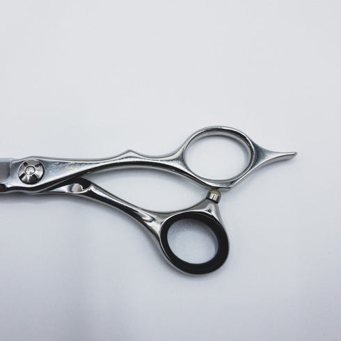 美品【シザーズジャパンSCISSORS JAPAN】CTNVD60i1817N LSBS加工 ギザ刃シザー オフセット 理容 美容ハサミ 美容師 理容師 右利き 6インチ 中古 sc343