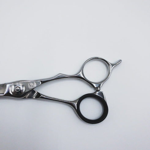美品【ナルトシザーズ ナルトシザーNARUTO SCISSORS】フォルテグレイバーDB シザー メガネ 理容 美容ハサミ 美容師 理容師 右利き 5.15インチ 中古 sc350