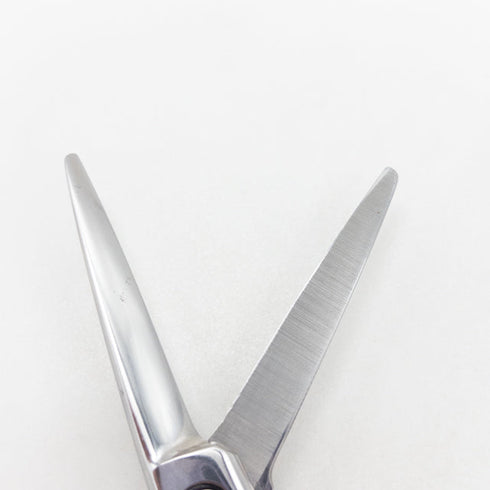 【ナルトシザーズ ナルトシザーNARUTO SCISSORS】ヘネシー ミニカット シザー オフセット 理容 美容ハサミ 美容師 理容師 右利き 5.1インチ 中古 sc3524