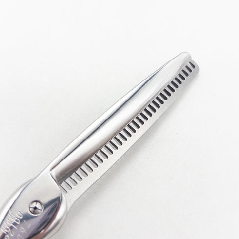 【ヒカリシザーズHIKARI光シザーHIKARI SCISSORS】c-evo 761 メガネ シザー セニング 美容ハサミ すきばさみ 美容師 理容師 約20~30% 右利き 6インチ 中古 sc3539