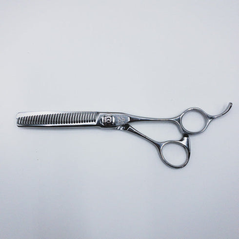 【ナルトシザーズ ナルトシザーNARUTO SCISSORS】二梳きヘネシーラムールS31 オフセット シザー セニング 美容ハサミ すきばさみ 美容師 理容師 約20~25% 右利き 5.8インチ 中古 sc357
