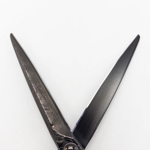 【トラックスシザーズ トラックスシザーTRACKS SCISSORS】PEACE ブラックコーティング シザー オフセット 理容 美容ハサミ 美容師 理容師 右利き 5.9インチ 中古 sc3662