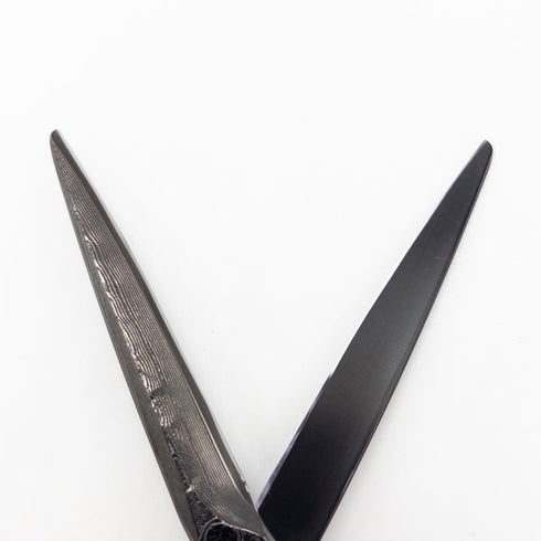 【トラックスシザーズ トラックスシザーTRACKS SCISSORS】PEACE ブラックコーティング シザー オフセット 理容 美容ハサミ 美容師 理容師 右利き 5.9インチ 中古 sc3662