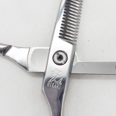 【ヒカリシザーズHIKARI光シザーHIKARI SCISSORS】T-37 メガネ シザー セニング 美容ハサミ すきばさみ 美容師 理容師 約25% 右利き 5.7インチ 中古 sc3708