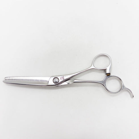 【ナルトシザーズ ナルトシザーNARUTO SCISSORS】 オフセット シザー セニング 美容ハサミ すきばさみ 美容師 理容師 約25~35% 右利き 5.6インチ 中古 sc3709