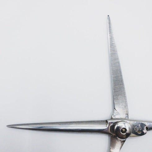 【ナルトシザーズ ナルトシザーNARUTO SCISSORS】ヘネシー シザー オフセット 理容 美容ハサミ 美容師 理容師 右利き 6.1インチ 中古 sc39
