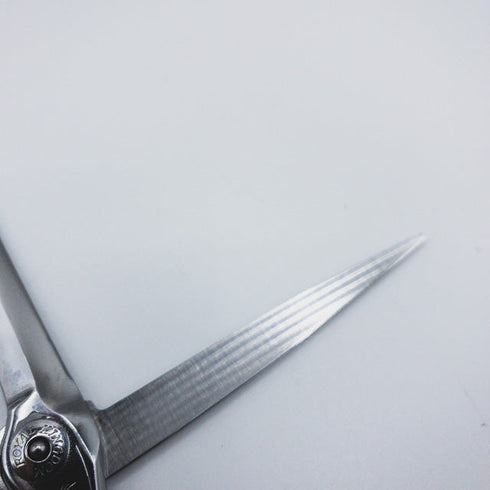 【ナルトシザーズ ナルトシザーNARUTO SCISSORS】RKミカドラインZ シザー オフセット 理容 美容ハサミ 美容師 理容師 右利き 6.5インチ 中古 sc399