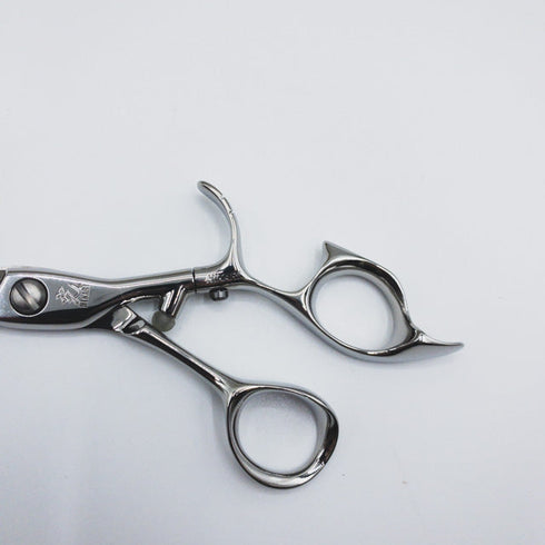 新品同様【ヒカリシザーズHIKARI光シザーHIKARI SCISSORS】STELLA COSMOS802 ステラコスモス シザー オフセット 理容 美容ハサミ 美容師 理容師 右利き 6インチ 中古 sc404