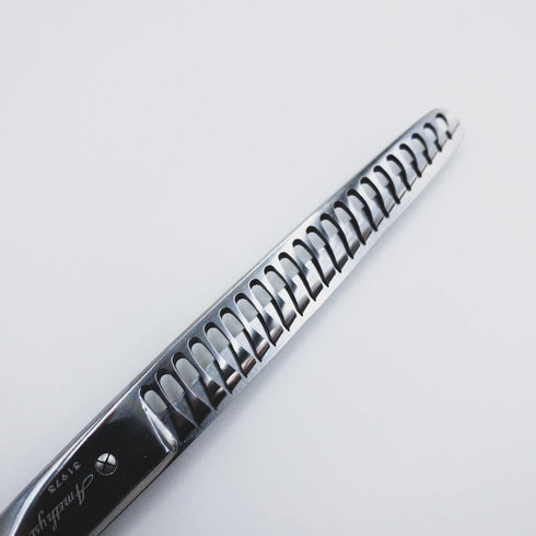 【Amethyst アメジストKissキスシザー】 トリミングシザー ブレンディング 右利き セニング トリマー ペット 7.5インチ 中古 sc423