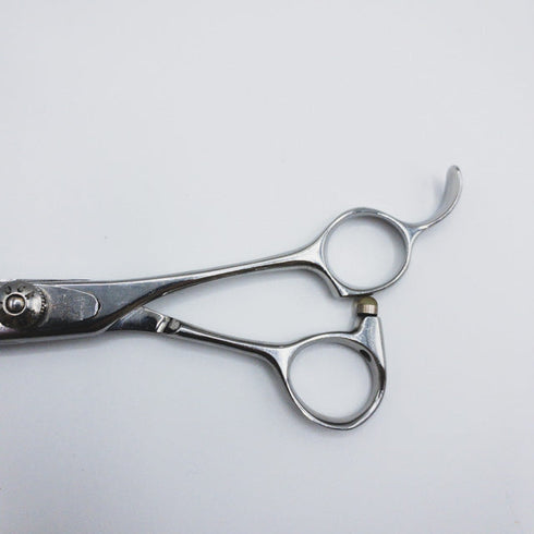 【シザーズジャパンSCISSORS JAPAN】firm rock sonic40 オフセット シザー セニング 美容ハサミ すきばさみ 美容師 理容師 約10~20% 右利き 6.2インチ 中古 sc434