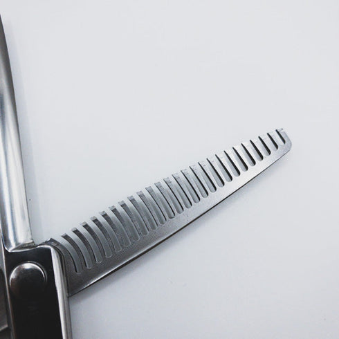 【シザーズジャパンSCISSORS JAPAN】AL25%25i14 メガネ シザー セニング 美容ハサミ すきばさみ 美容師 理容師 約20~30% 右利き 6インチ 中古 sc435
