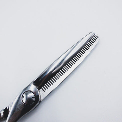 【ジョーウェルJOEWELL】SUPREME SNT-40 ボリュームコントロール メガネ シザー セニング 美容ハサミ すきばさみ 美容師 理容師 約5% 右利き 5.9インチ 中古 sc484