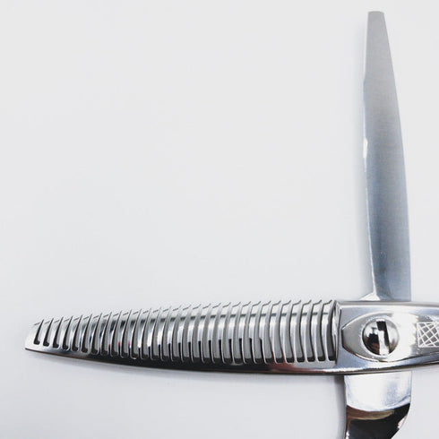 新品未使用【内海ウツミUTSUMI】RD30 トリミングシザー 右利き セニング トリマー ペット 6インチ 中古 sc1799