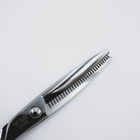 新品未使用【内海ウツミUTSUMI】RD30 トリミングシザー 右利き セニング トリマー ペット 6インチ 中古 sc1799