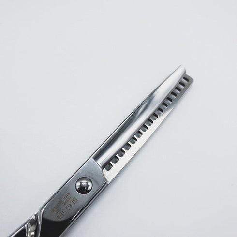 新品未使用【内海ウツミUTSUMI】U&U BL675EV トリミングシザー 右利き セニング トリマー ペット 6.75インチ 中古 sc1793