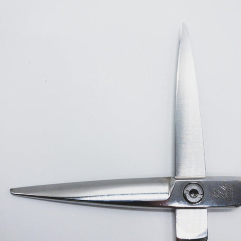 【ヒカリシザーズHIKARI光シザーHIKARI SCISSORS】E-2 シザー オフセット 理容 美容ハサミ 美容師 理容師 右利き 5.3インチ 中古 sc665
