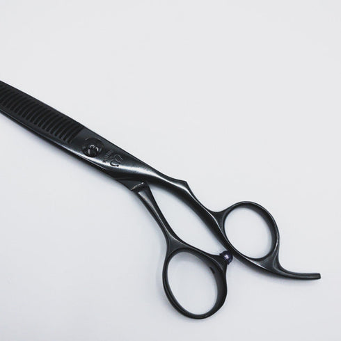 美品【マユミシザーMAYUMI】NOH-30Fブラックコーティング オフセット シザー セニング 美容ハサミ すきばさみ 美容師 理容師 約10~20% 右利き 6インチ 中古 sc76