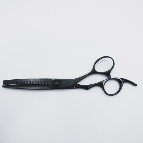 美品【マユミシザーMAYUMI】NOH-30Fブラックコーティング オフセット シザー セニング 美容ハサミ すきばさみ 美容師 理容師 約10~20% 右利き 6インチ 中古 sc76