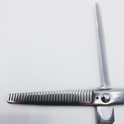 【ミズタニシザーズ ミズタニシザーMIZUTANI SCISSORS】Re-tro THINNING 30レトロ メガネ シザー セニング 美容ハサミ すきばさみ 美容師 理容師 約30% 右利き 5.7インチ 中古 sc80