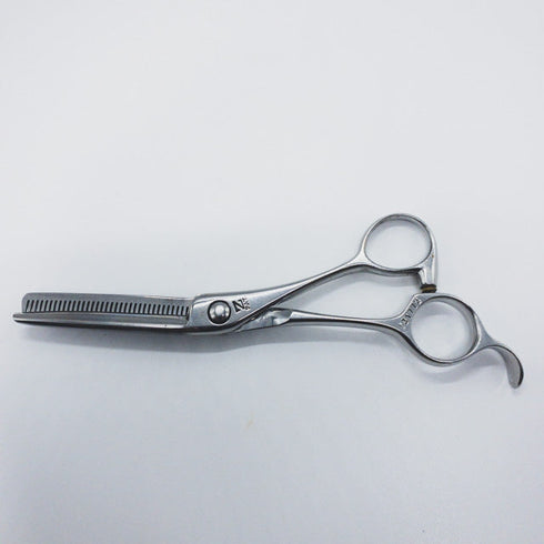 【ナルトシザーズ ナルトシザーNARUTO SCISSORS】デザインカット ヘネシーキングSⅡ オフセット シザー セニング 美容ハサミ すきばさみ 美容師 理容師 約35~40% 右利き 5.5インチ 中古 sc811