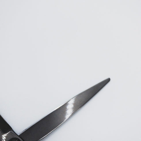 美品【マユミシザーMAYUMI】VM-65ブラックコーティング シザー オフセット理容 美容ハサミ 美容師 理容師 右利き 6.5インチ 中古 sc83